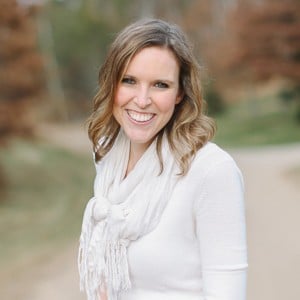 Laura Radniecki Headshot