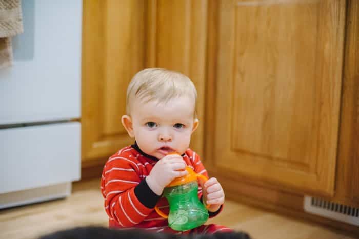 Comparisons and Reviews of Sippy Cups - Sippy Cup Product Reviews | Sippy cup training, sippy cup transition, sippy cup training tips, sippy cup transition tips.