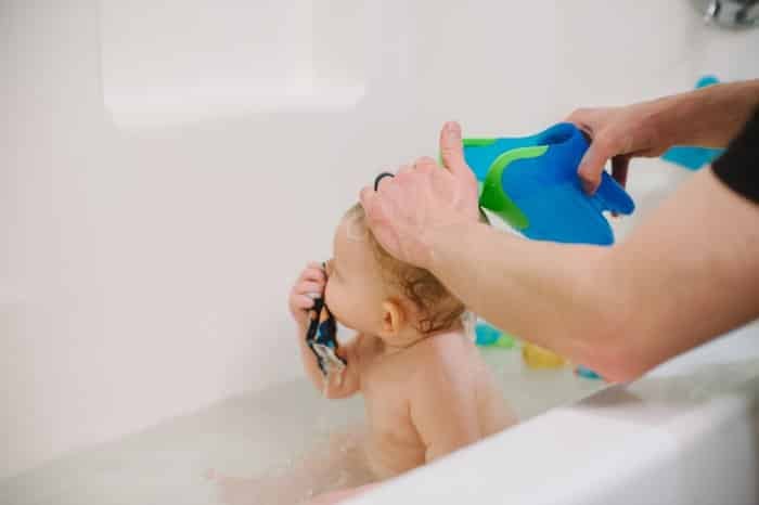 Bath Time Favorites | Nuby Rinse Pail | Product Review
