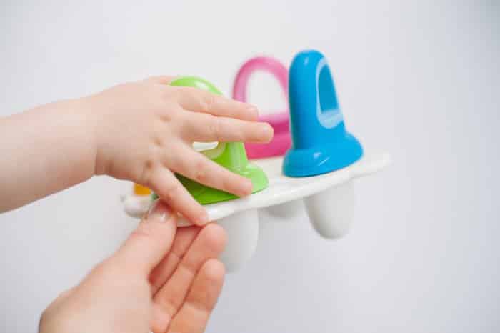 Spring has sprung! | Nuby Fruitsicles Popsicles and Snack N' Sip Cup | Product Reviews by Laura Radniecki
