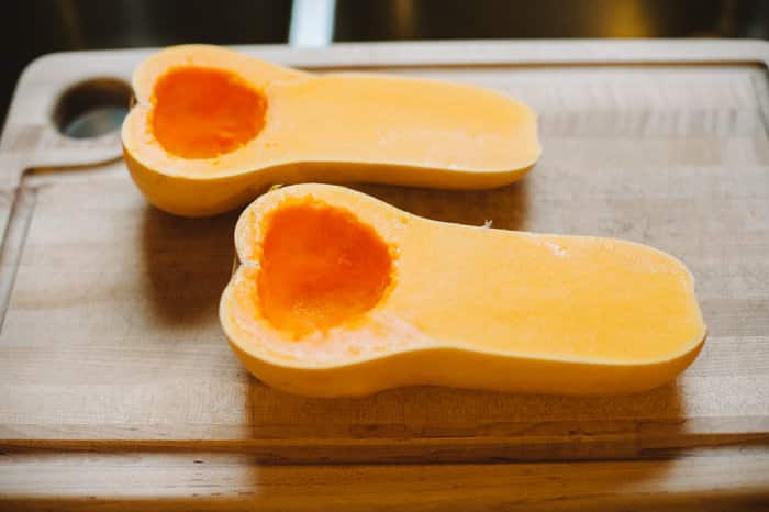 How to Make Squash Puree - Homemade Baby Food | Squash puree for baby, squash puree baby food, squash puree baby, squash puree for baby how to make