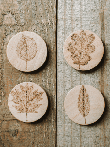 Wood Burned Leaf Magnets on Wood Slices | Wood Burned Leaf Magnets, Magnets with Leaves, Woodburning Gifts