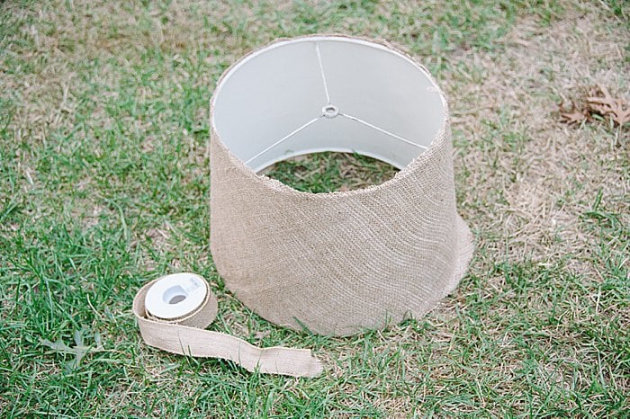 Step by step tutorial on how to cover a lampshade with burlap