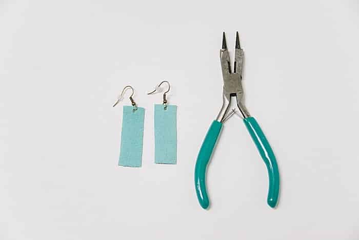 Handmade rectangle bar earrings.