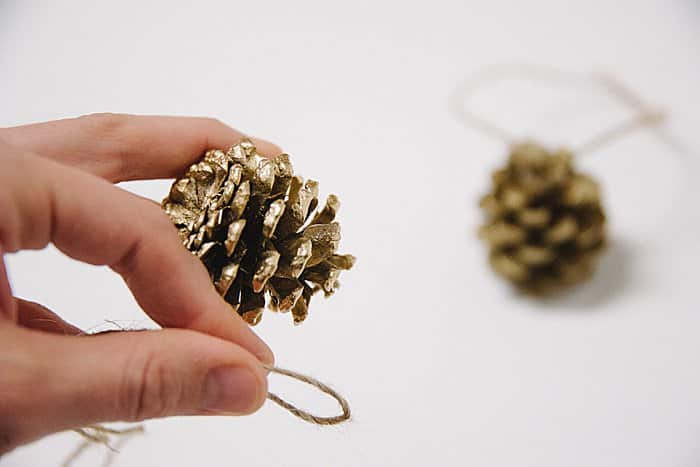 christmas ornaments with pinecones