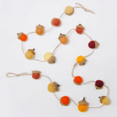 5 Ways to Use Felt Ball Acorns