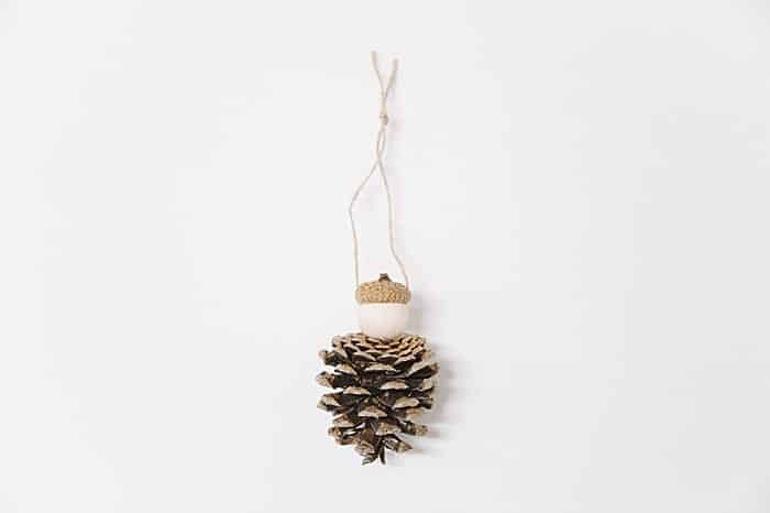 Day 10: How to Make a Pine Cone Ornament | The 30 Days of Ornaments Project