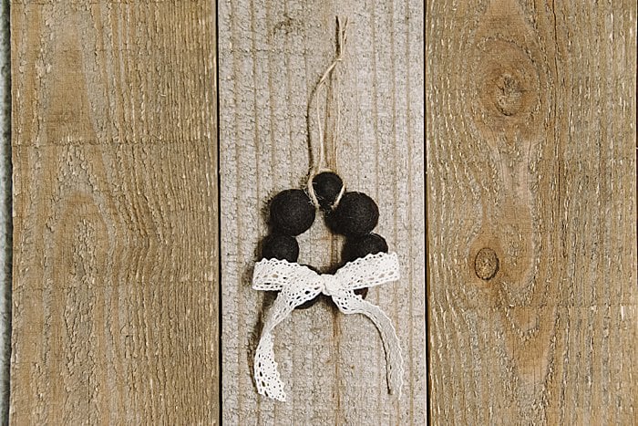 Day 16: How to Make a Felt Ball Wreath Ornament | The 30 Days of Ornaments Project
