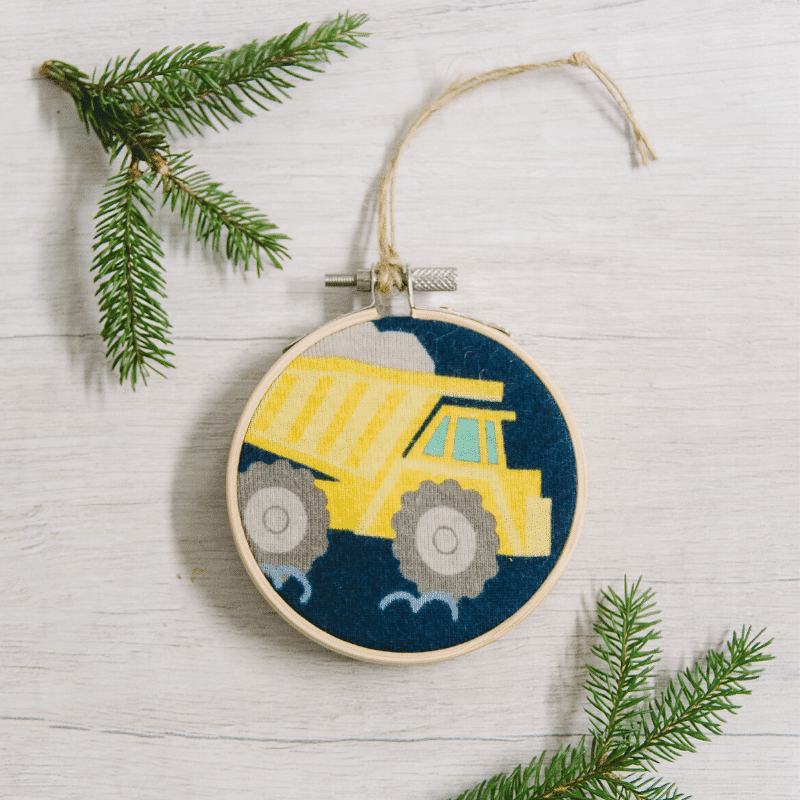 Day 14 How to Make a Keepsake Fabric Embroidery Hoop Ornament