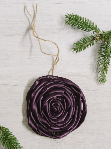 Day 28_ How to Make a Rolled Ribbon Rosette Ornament - 30 Days of Ornaments Project