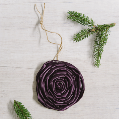 Day 28: How to Make a Rolled Ribbon Rosette Ornament | The 30 Days of Ornaments Project