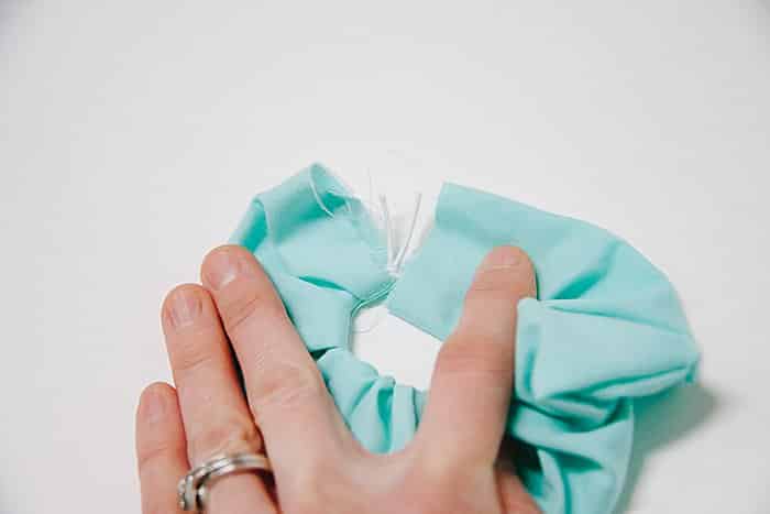 DIY scrunchies tutorial