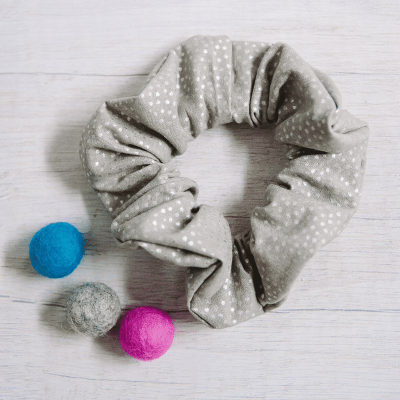 How to Make a DIY No Sew Scrunchie Make a Scrunchie Without Sewing