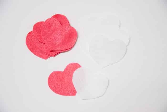 How to Make a Felt Valentine Heart Garland | DIY Valentine Garland Ideas