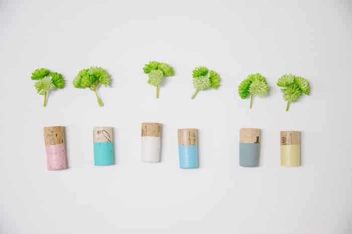 How to make DIY wine cork planters