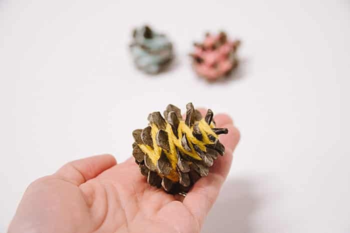 How to Make DIY Yarn-Wrapped Pine Cones