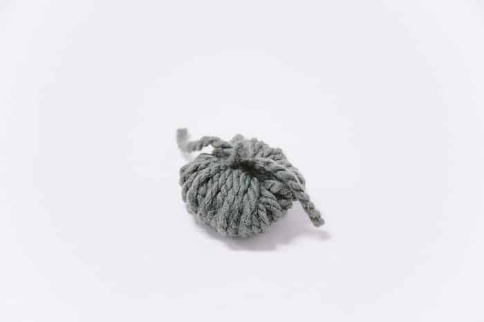 yarn bundle with thick yarn