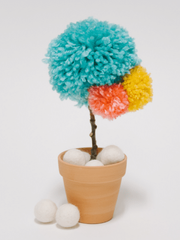 DIY Yarn Pom Pom Flower _ Faux Potted Flower Idea