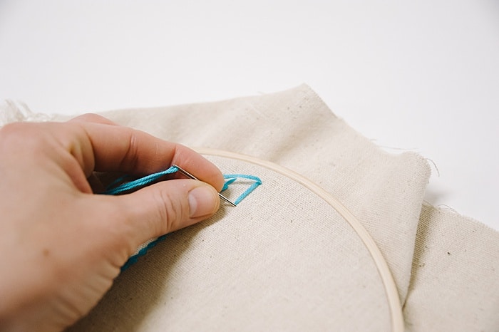 how to embroidery a satin stitch