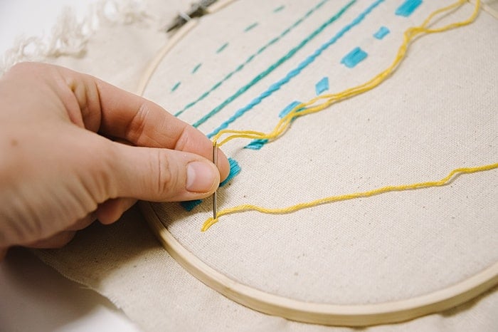 how to make a chain stitch embroidery 