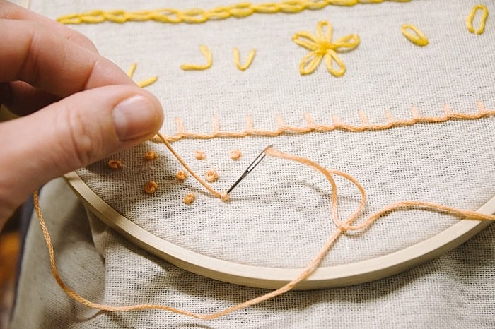 french knot embroidery stitch