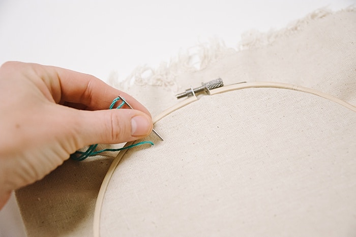 straight stitch in embroidery