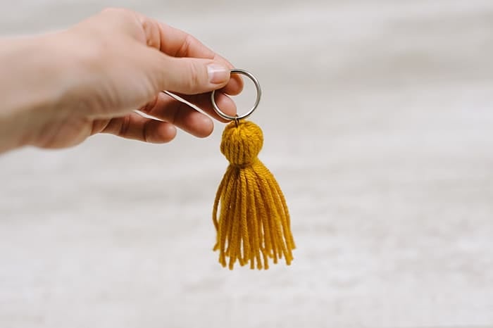 How to Make a Yarn Tassel Keychain