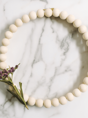 How to Make a Wreath with Wooden Beads