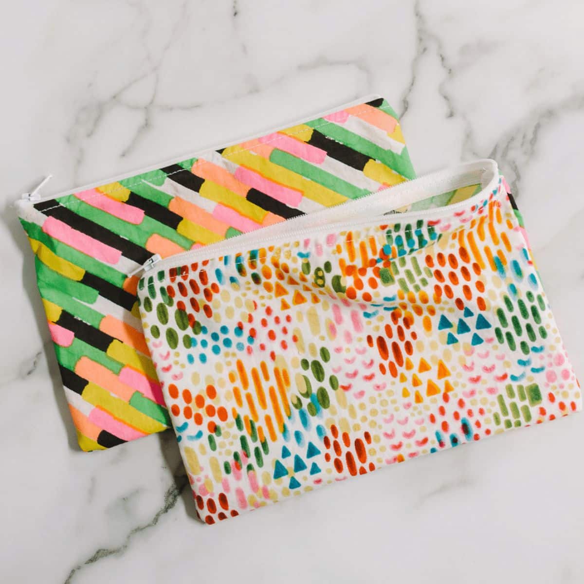 How to sew a 6 minute zipper pouch.