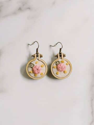 How to make mini embroidery hoop earrings.