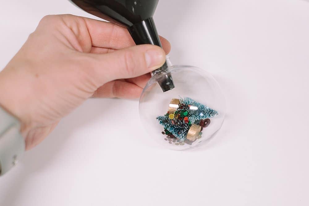 how to make a christmas snow globe ornament