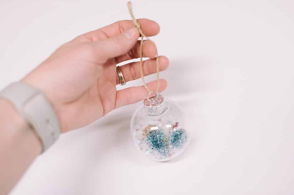 diy snow globe ornament for christmas