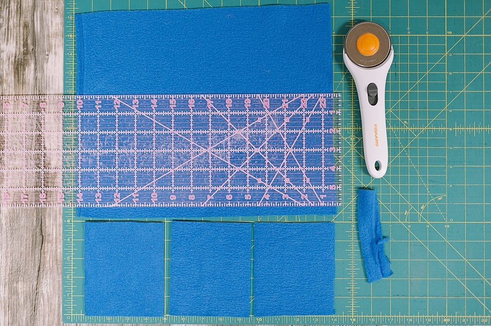 cut fabric for gift card pouch