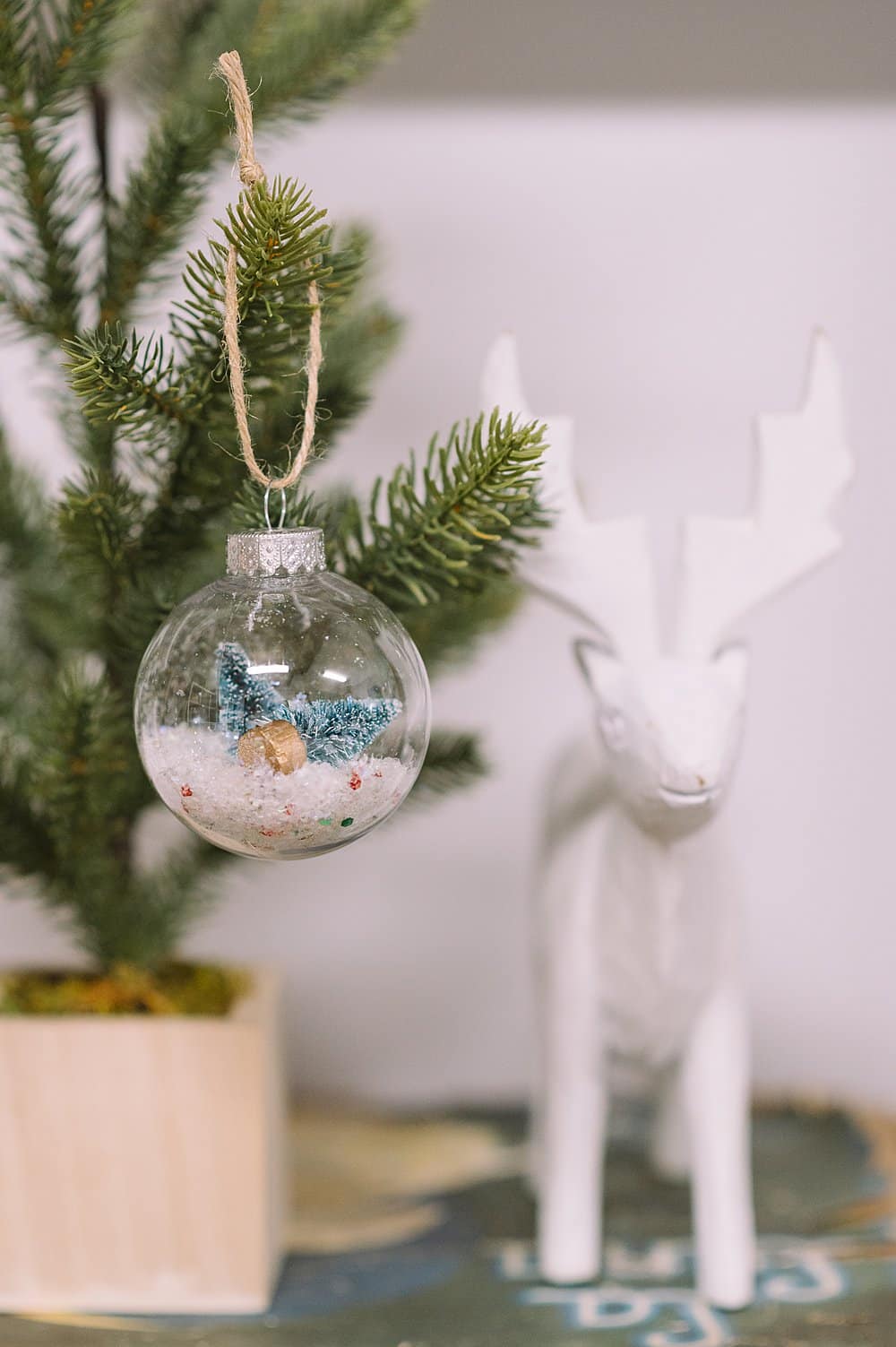 How to Make a Christmas Snow Globe Ornament