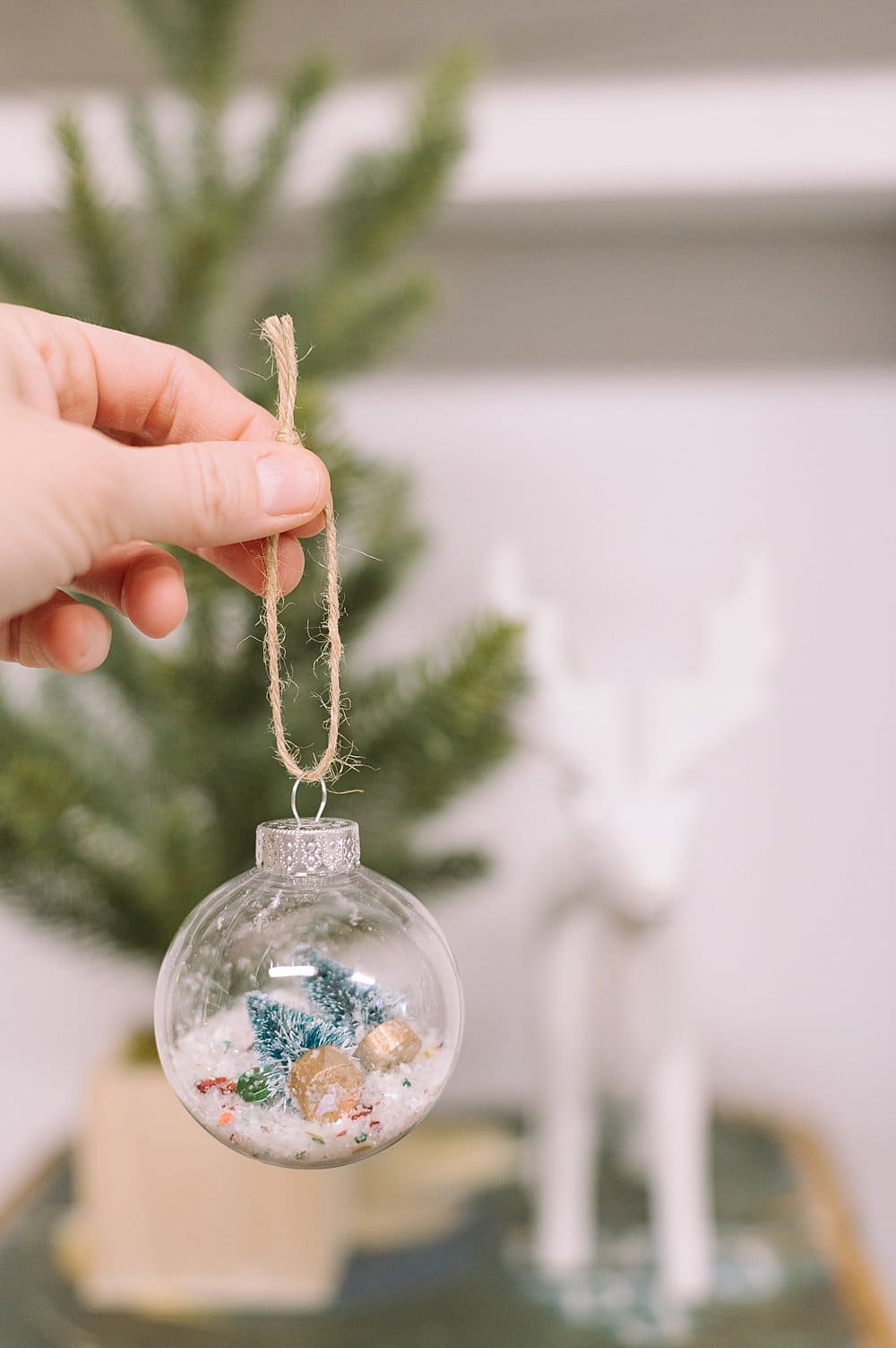 How to Make a Christmas Snow Globe Ornament