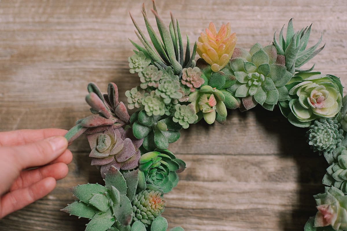 how to make a faux succulent wreath