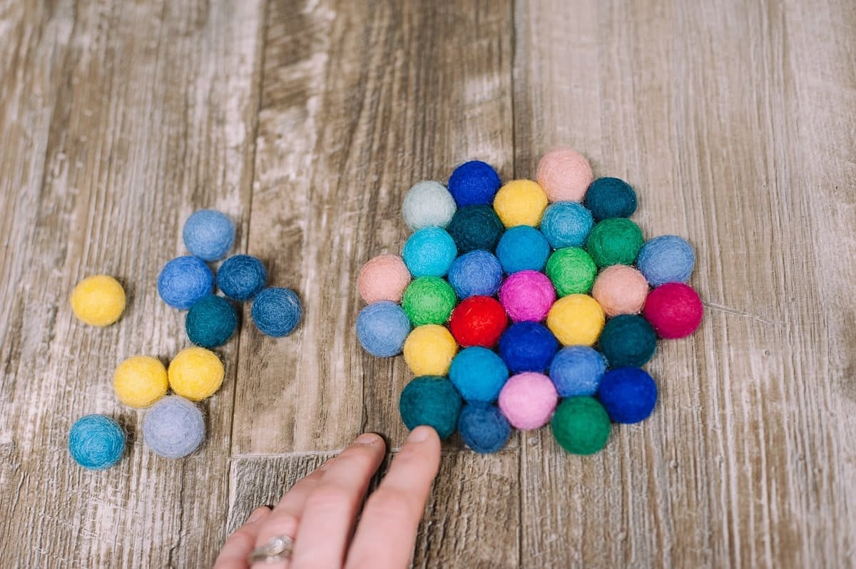 make the felt ball coaster bigger to make a felt ball trivet