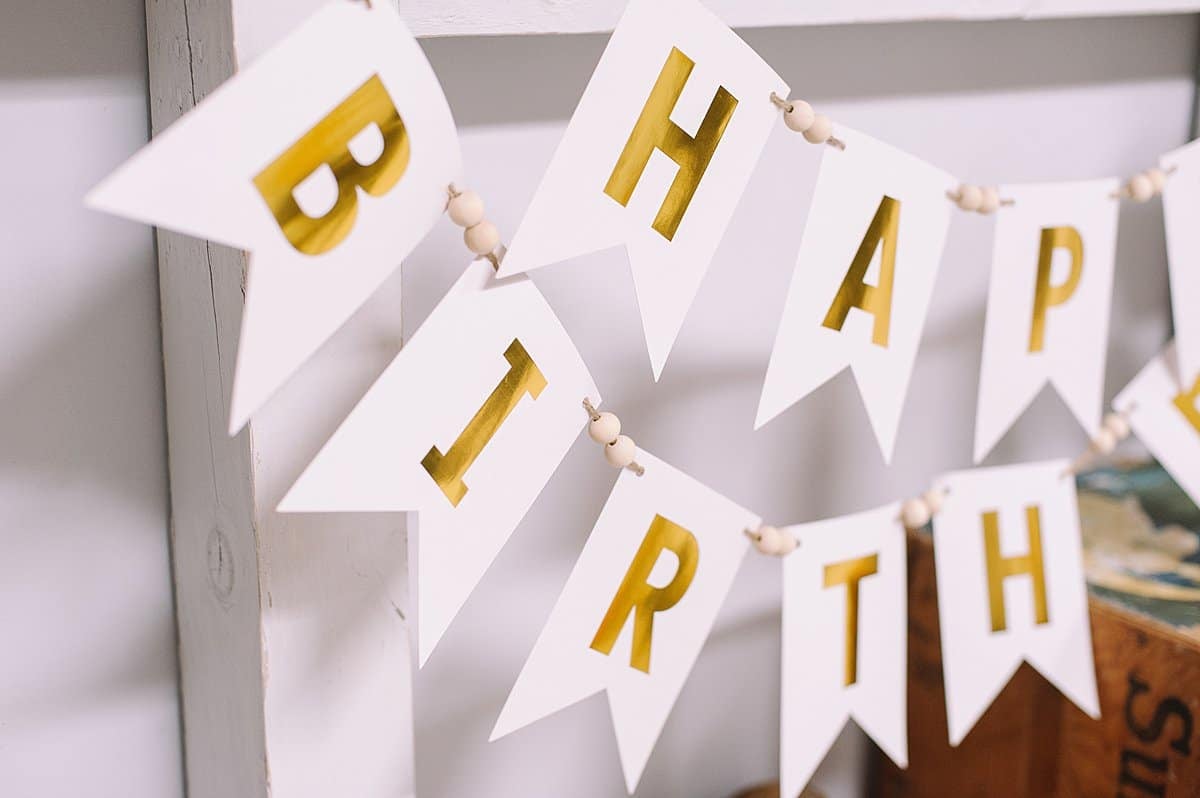 How to make a DIY Happy Birthday Banner