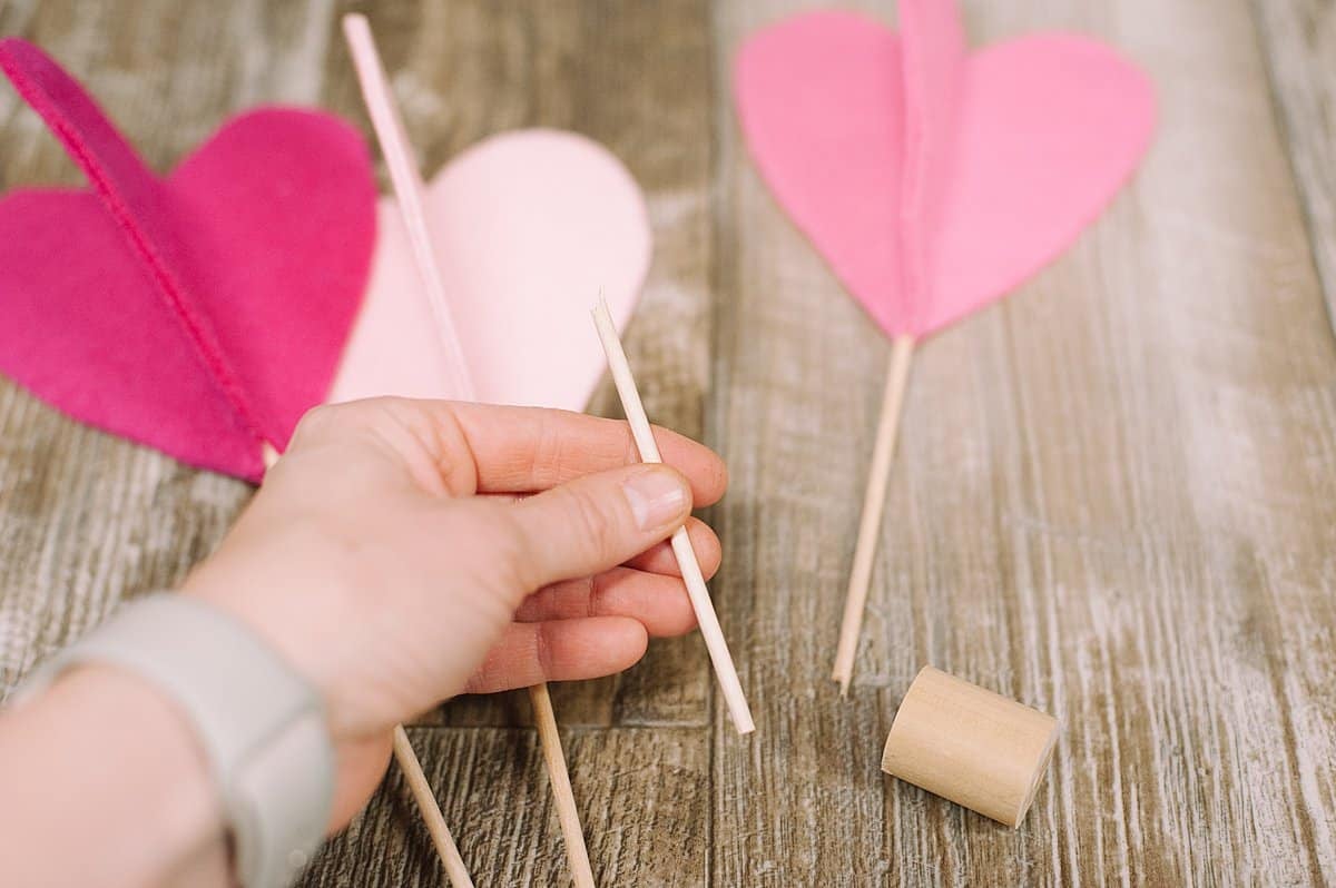 how to make valentine's day felt hearts