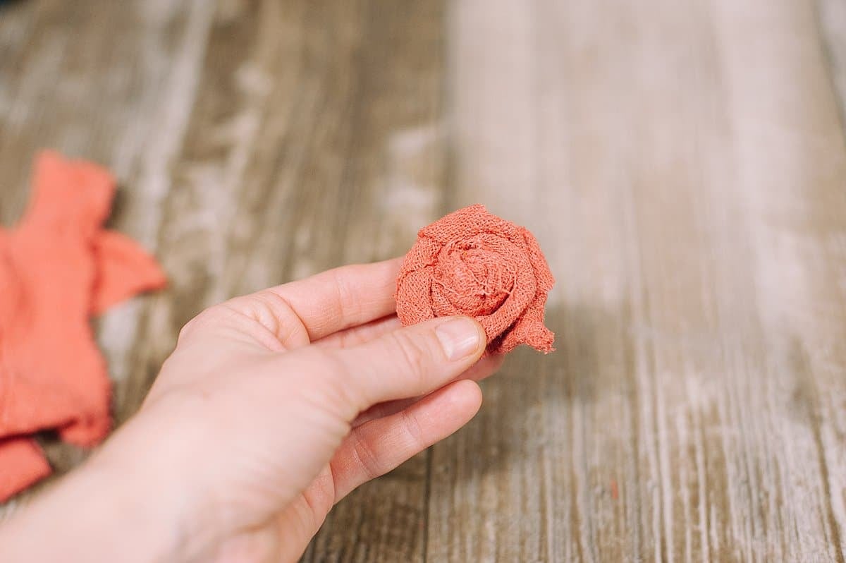 DIY fabric rosette