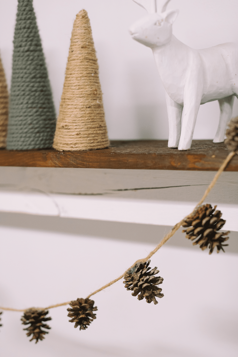 How to Make a Pinecone Garland