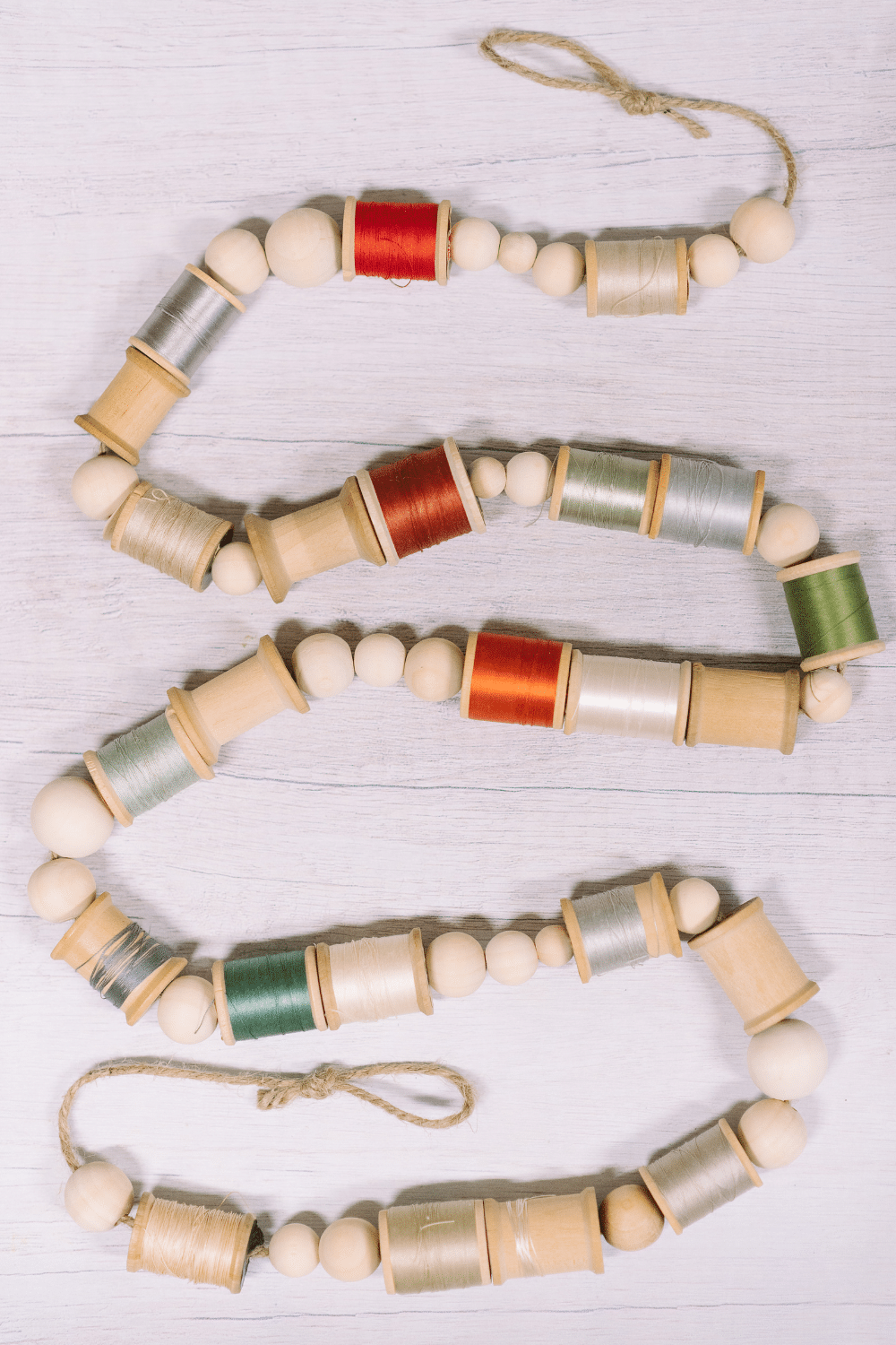 DIY Thread Spool and Wood Bead Garland for Christmas