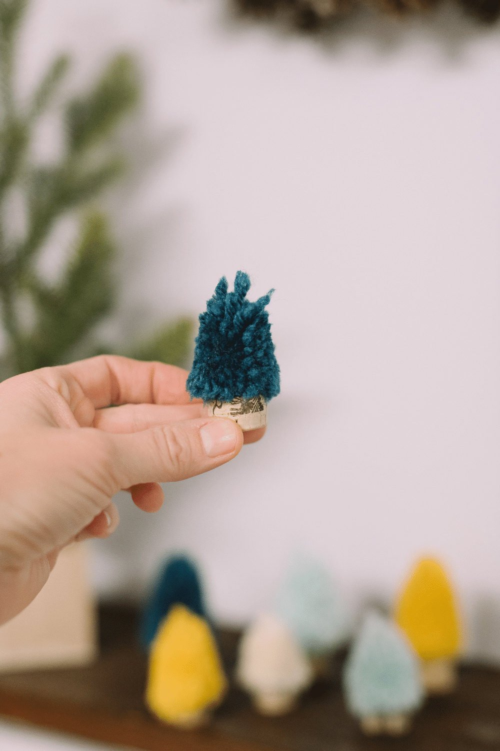 How to Make DIY Yarn Pompom Trees