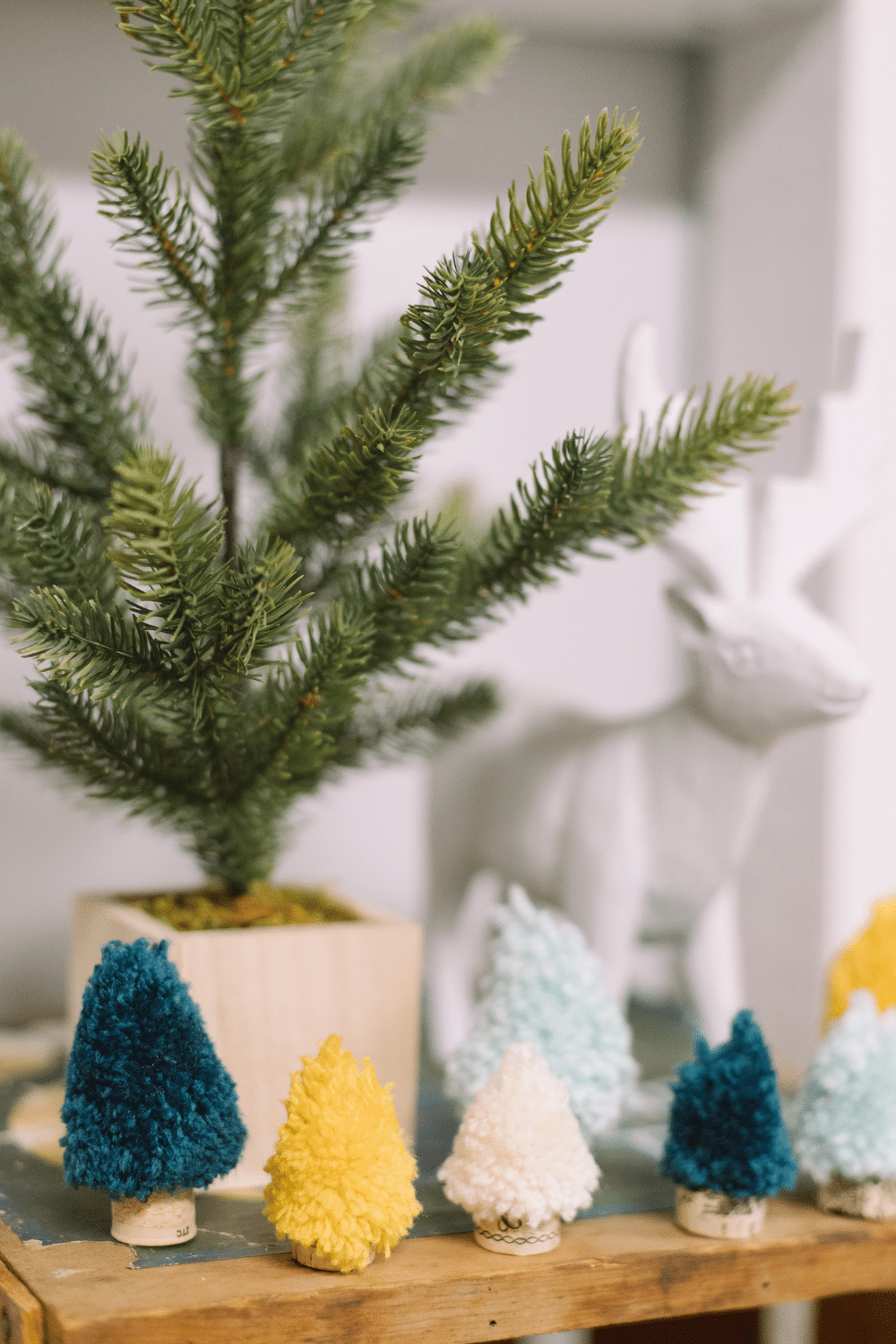 How to Make DIY Yarn Pompom Trees