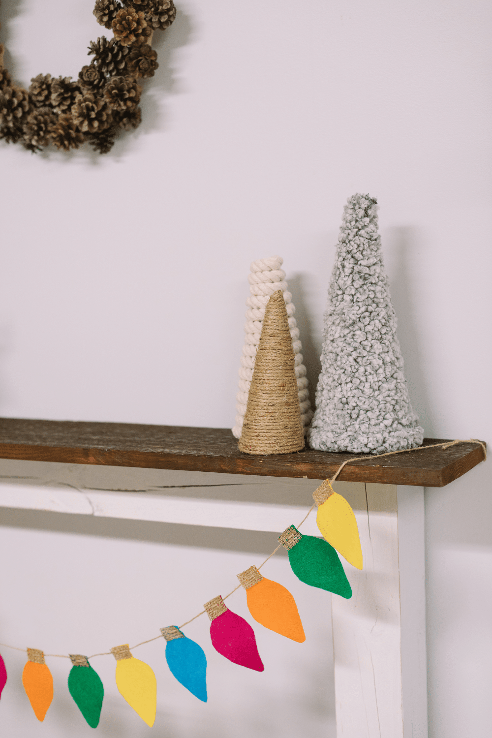 DIY Felt Lightbulb Garland for Christmas