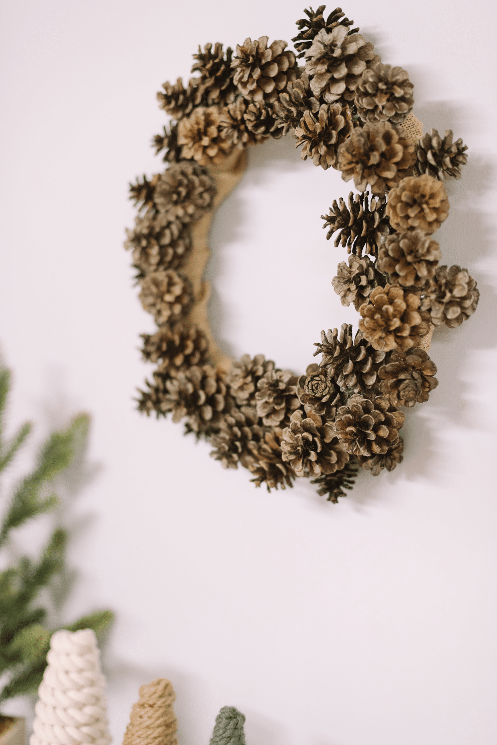 How to Make a Pinecone Wreath