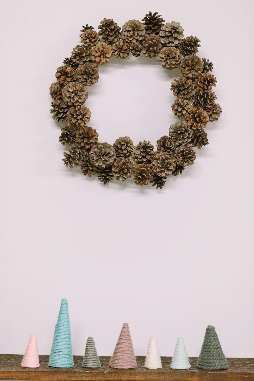 How to Make a Pinecone Wreath