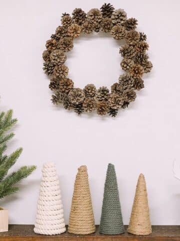 How to make a pinecone wreath.