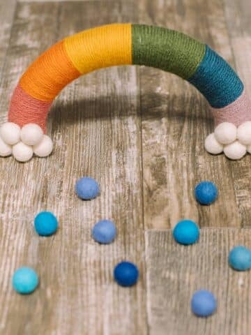 How to make a Yarn Wrapped Rainbow