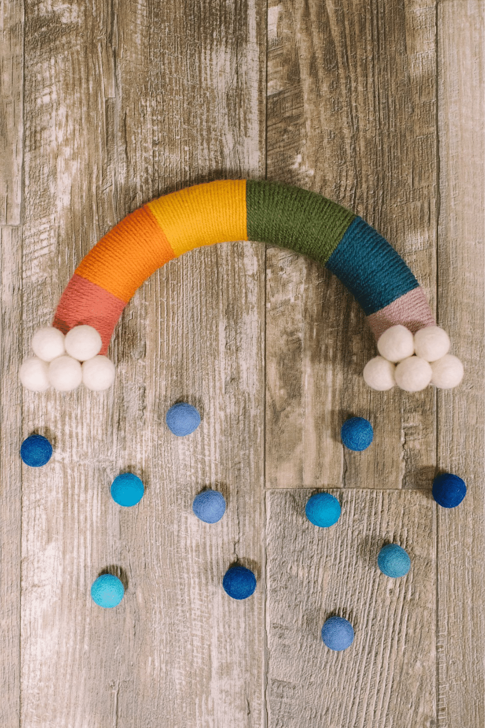 How to Make a Yarn Wrapped Rainbow